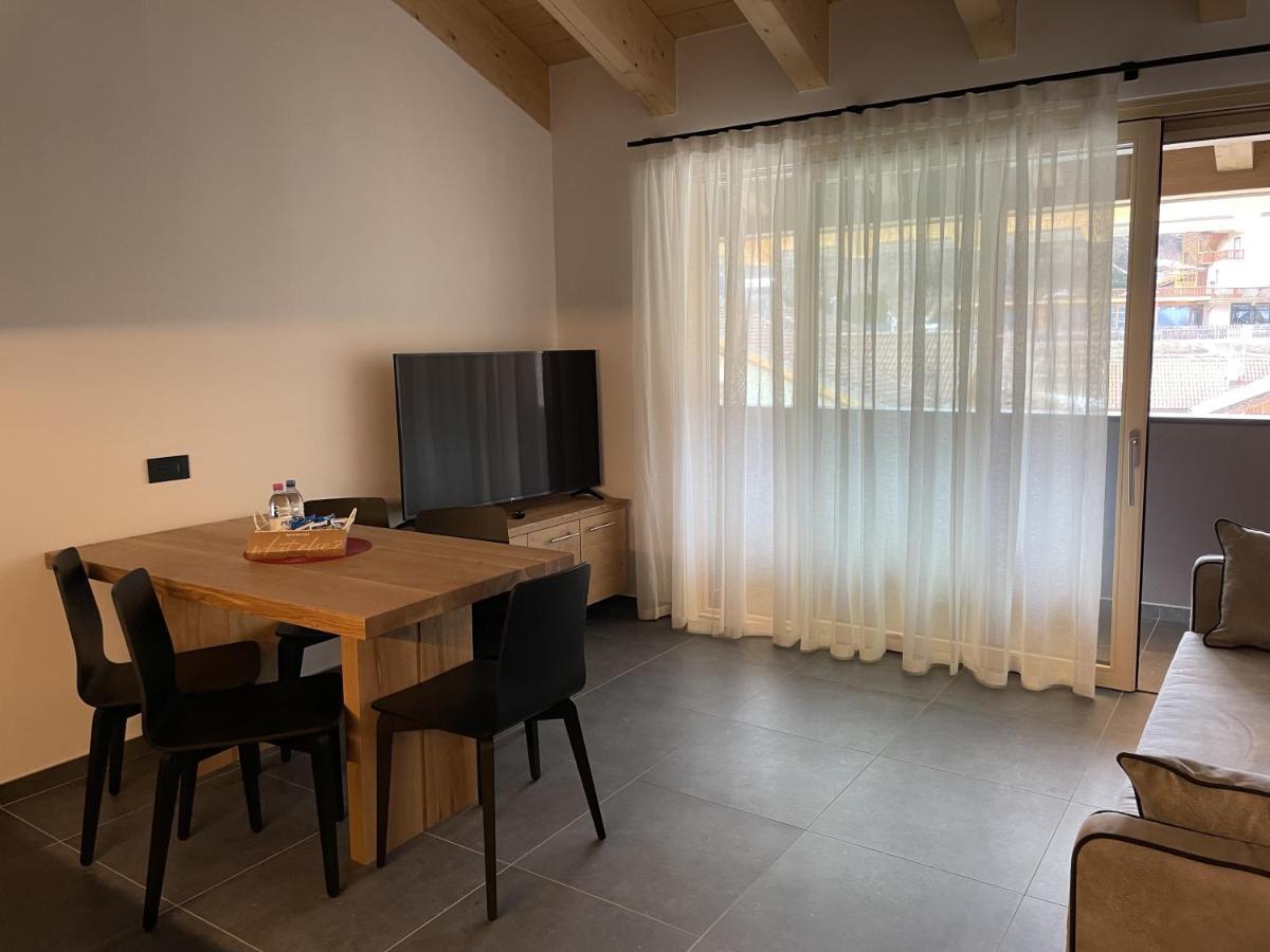 Dolomia & Apartment Dimaro
